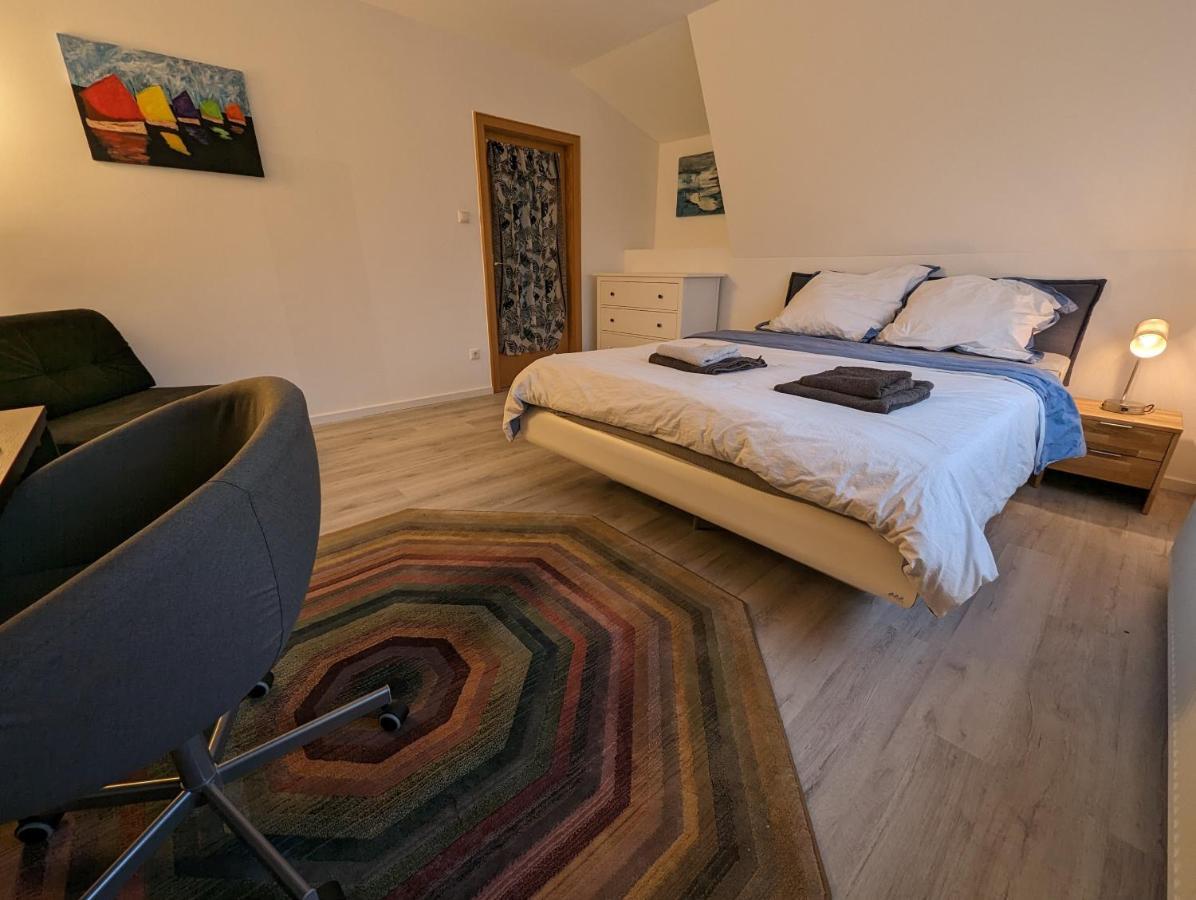 Gemuetliche Zimmer Im Herzen Der Stadt Em-Apartments Deutschland Билефелд Екстериор снимка