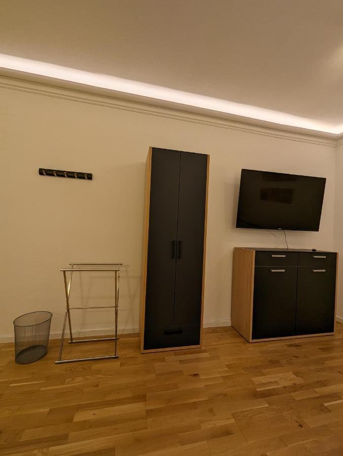 Gemuetliche Zimmer Im Herzen Der Stadt Em-Apartments Deutschland Билефелд Екстериор снимка